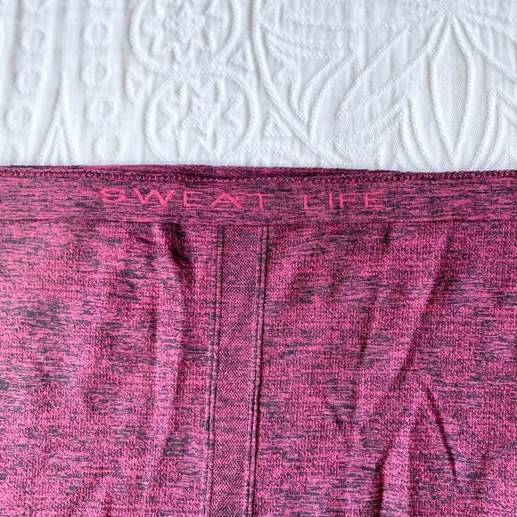 Lululemon Swiftly Tech Racerback - Picture 7 of 9